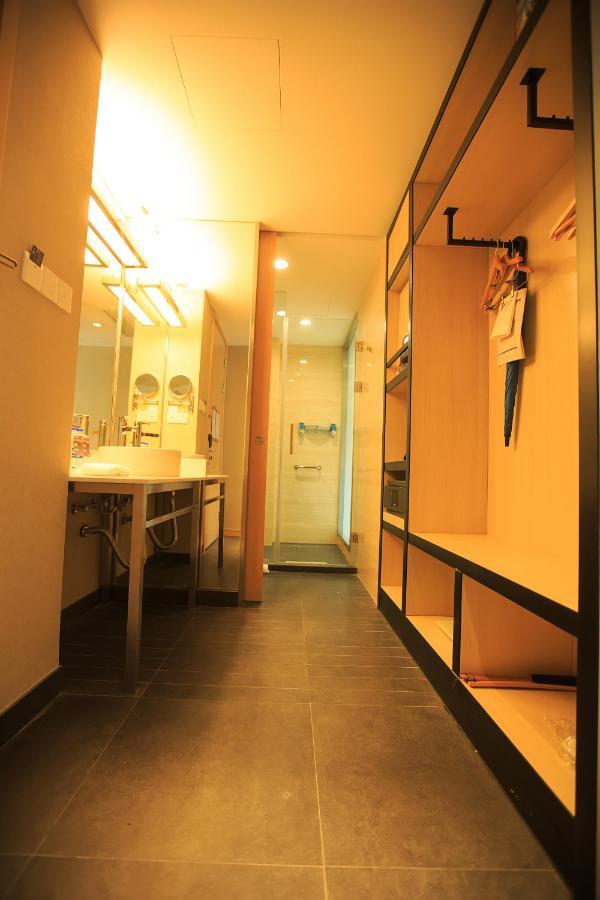 Aloft Yancheng Hotell Yancheng  Rum bild